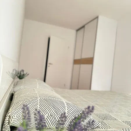 Apartman Sleep&Joy Tuzla Exterior photo