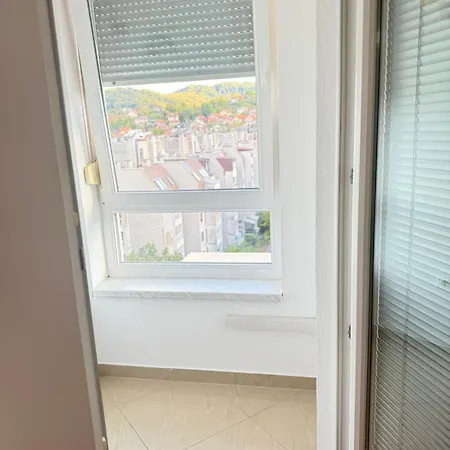 Apartman Sleep&Joy Tuzla Exterior photo